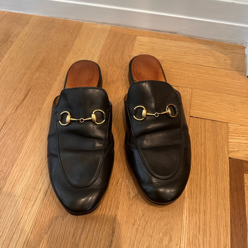 Gucci Black Princetown Leather Slippers